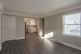 5247 Dupont Aveue N, Minneapolis, MN 55430 - Photo 2