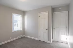 5247 Dupont Aveue N, Minneapolis, MN 55430 - Photo 10