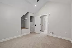 2413 1st Ave S, Minneapolis, MN 55404 - Photo 68