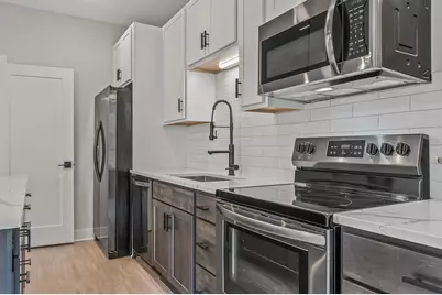 2413 1st Avenue S, Minneapolis, MN 55404 - Photo 24