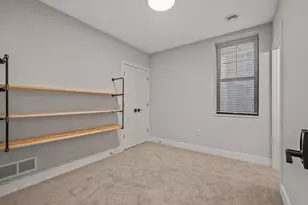 2413 1st Ave S, Minneapolis, MN 55404 - Photo 26