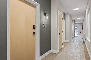 2413 1st Ave S, Minneapolis, MN 55404 - Photo 52