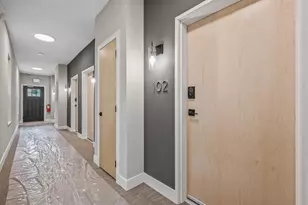 2413 1st Ave S, Minneapolis, MN 55404 - Photo 34