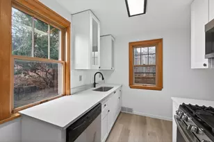 776 Wheeler Street N, Saint Paul, MN 55104 - Photo 20