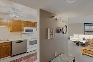 6615 Lake Shore Dr S, Richfield, MN 55423 - Photo 4