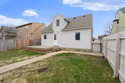 1001 8th Avenue SW, Austin, MN 55912 - Photo 4