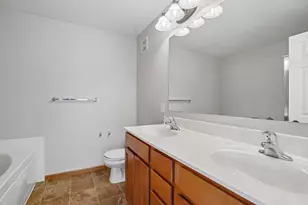 4360 Empress Dr N, Hugo, MN 55038 - Photo 22