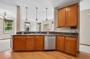 4360 Empress Dr N, Hugo, MN 55038 - Photo 12
