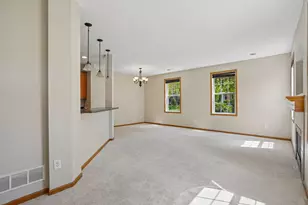 4360 Empress Dr N, Hugo, MN 55038 - Photo 8
