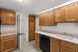 4421 Main St NE, Columbia Heights, MN 55421 - Photo 10