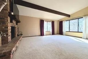 1919 Driftwood Ave, Worthington, MN 56187 - Photo 18