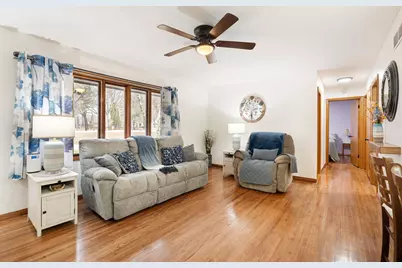 2104 W Oakland Avenue, Austin, MN 55912 - Photo 12