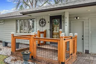 2104 W Oakland Ave, Austin, MN 55912 - Photo 4