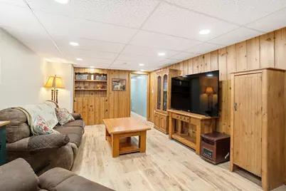 2104 W Oakland Avenue, Austin, MN 55912 - Photo 30