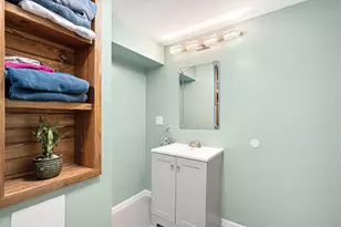 2104 W Oakland Ave, Austin, MN 55912 - Photo 34