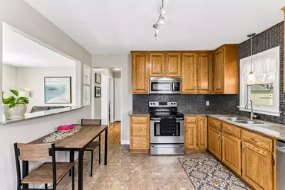 549 Doris Avenue, Shoreview, MN 55126 - Photo 6