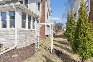 2037 Selby Ave, Saint Paul, MN 55104 - Photo 40