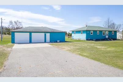 3006 Roosevelt Road SE, Bemidji, MN 56601 - Photo 2