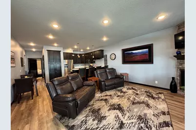 445 Lake Avenue #104, Fairmont, MN 56031 - Photo 8