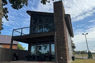 445 Lake Ave, Fairmont, MN 56031 - Photo 1