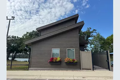 445 Lake Avenue #101, Fairmont, MN 56031 - Photo 2