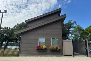 445 Lake Ave, Fairmont, MN 56031 - Photo 2