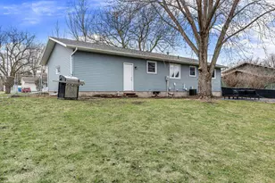 520 22nd St NE, Owatonna, MN 55060 - Photo 6