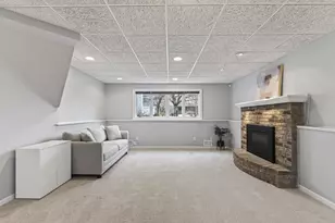 10544 Lee Dr, Eden Prairie, MN 55347 - Photo 40