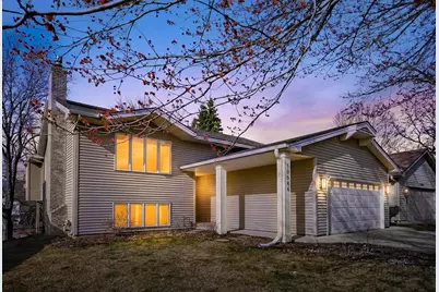 10544 Lee Drive, Eden Prairie, MN 55347 - Photo 1