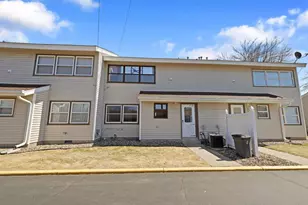 818 9th St, Farmington, MN 55024 - Photo 2