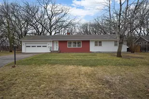 3552 12th Ave SE, Saint Cloud, MN 56304 - Photo 2