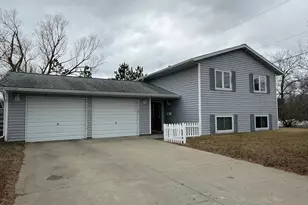 324 25th St NW, Bemidji, MN 56601 - Photo 1