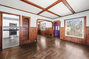 1258 5th St E, Saint Paul, MN 55106 - Photo 4