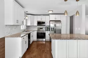 673 Monroe St S, Shakopee, MN 55379 - Photo 4