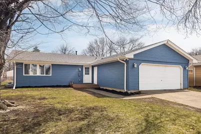 673 Monroe Street S, Shakopee, MN 55379 - Photo 1