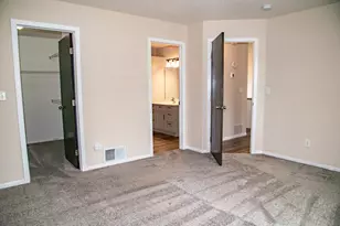 1902 41st Ave S, Moorhead, MN 56560 - Photo 20