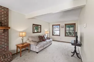 9585 72nd St S, Cottage Grove, MN 55016 - Photo 8