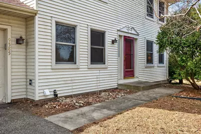 9585 72nd Street S, Cottage Grove, MN 55016 - Photo 2