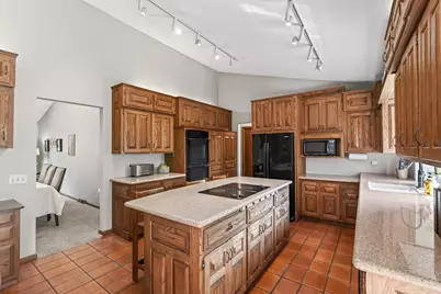 7780 139th Court, Apple Valley, MN 55124 - Photo 6