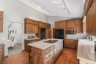 7780 139th Ct, Apple Valley, MN 55124 - Photo 6