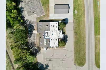 1100 E Broadway Street, Redwood Falls, MN 56283 - Photo 14