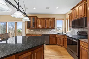 10502 Vera Cruz Dr N, Brooklyn Park, MN 55443 - Photo 24