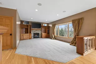 10502 Vera Cruz Dr N, Brooklyn Park, MN 55443 - Photo 12