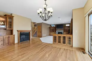10502 Vera Cruz Dr N, Brooklyn Park, MN 55443 - Photo 22