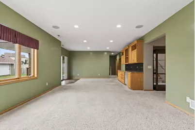 10502 Vera Cruz Drive N, Brooklyn Park, MN 55443 - Photo 40