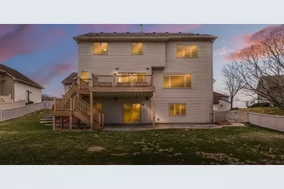 10502 Vera Cruz Drive N, Brooklyn Park, MN 55443 - Photo 2