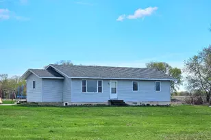 16404 440th Ave, Morris, MN 56267 - Photo 2