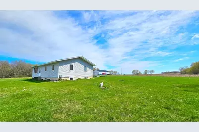 16404 440th Avenue, Morris, MN 56267 - Photo 4