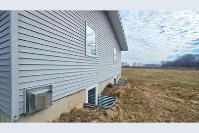 16404 440th Avenue, Morris, MN 56267 - Photo 34