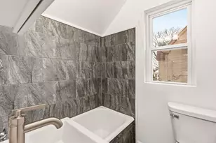 558 Osceola Ave S, Saint Paul, MN 55102 - Photo 22